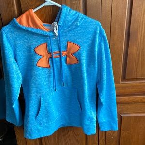 Under Armor sweatshirt